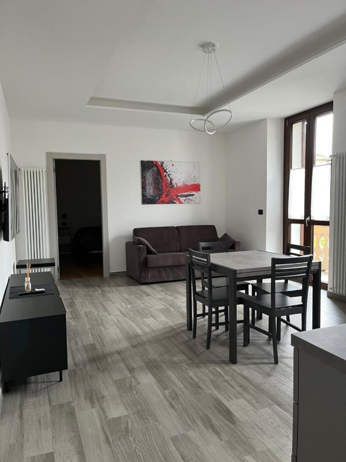 Appartamenti Dora Baltea Ivrea Kültér fotó